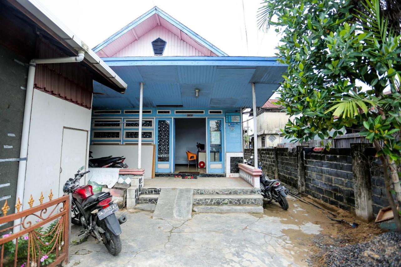 Oyo 2197 Pulau Laut Guest House Banjarmasin  Exterior photo